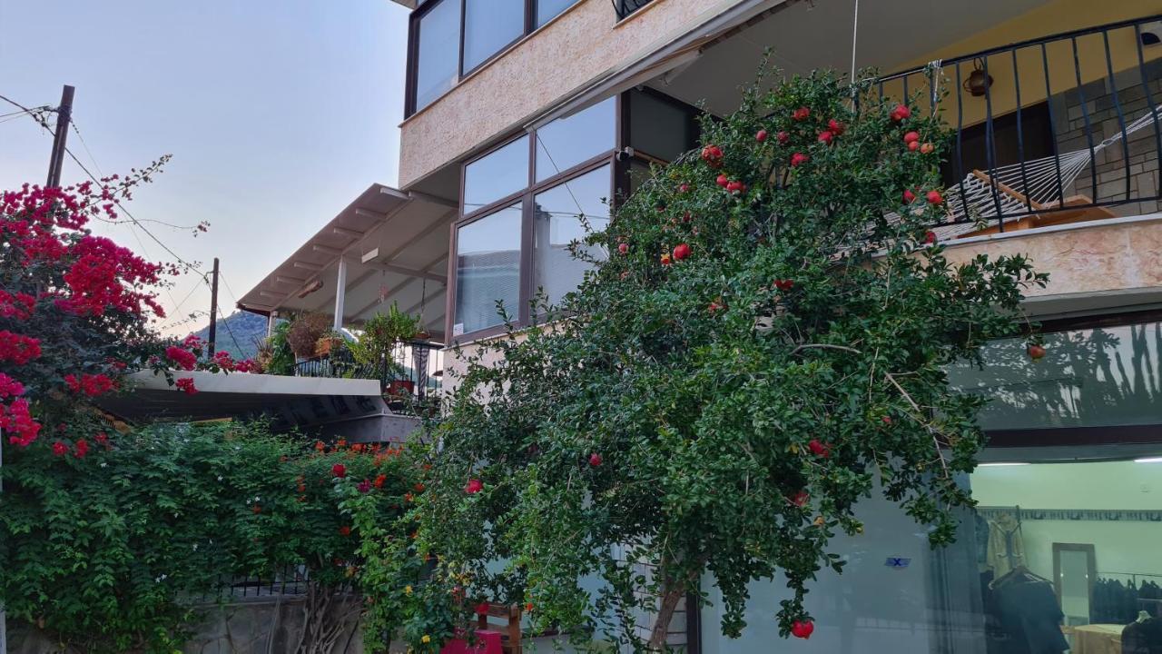 Villa George - Family Holidays Néa Mákri Exteriér fotografie
