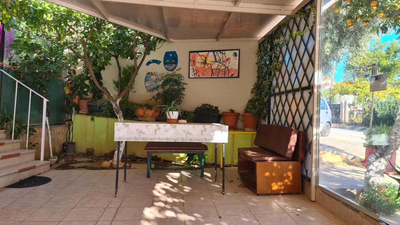 Villa George - Family Holidays Néa Mákri Exteriér fotografie