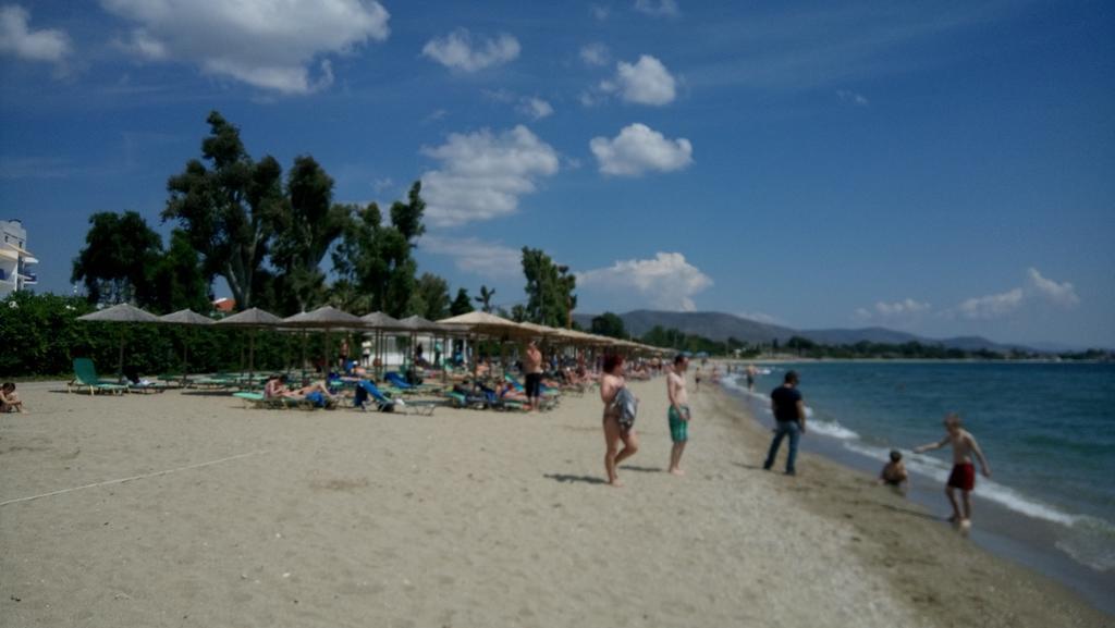 Villa George - Family Holidays Néa Mákri Exteriér fotografie