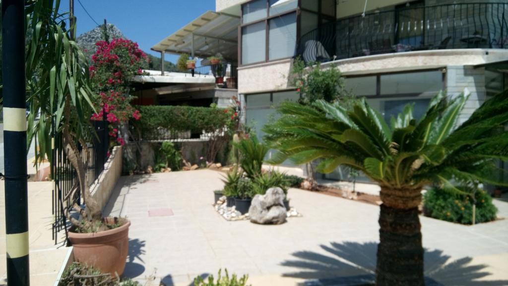 Villa George - Family Holidays Néa Mákri Exteriér fotografie